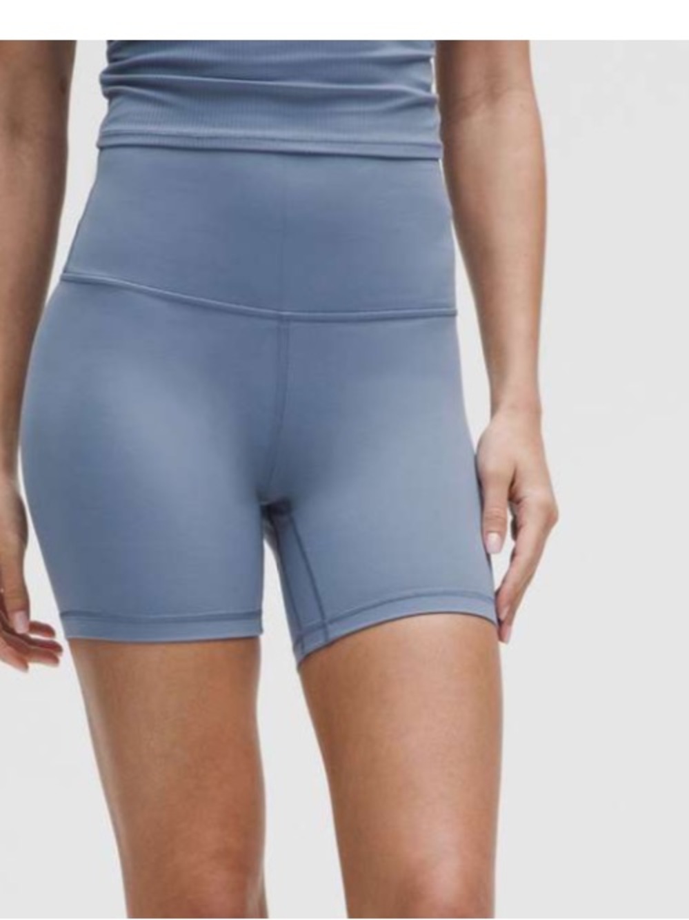 Lululemon Align High-Rise Short 6"
Washed Denim Sz 12 NWT